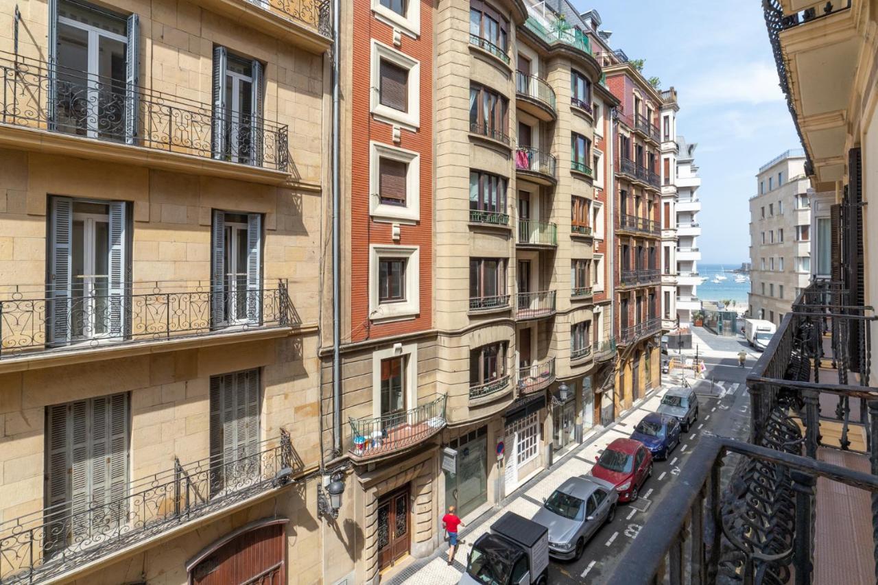 La Concha Cozy Balcony Apartment By Cisan Rentals San Sebastián Exteriör bild